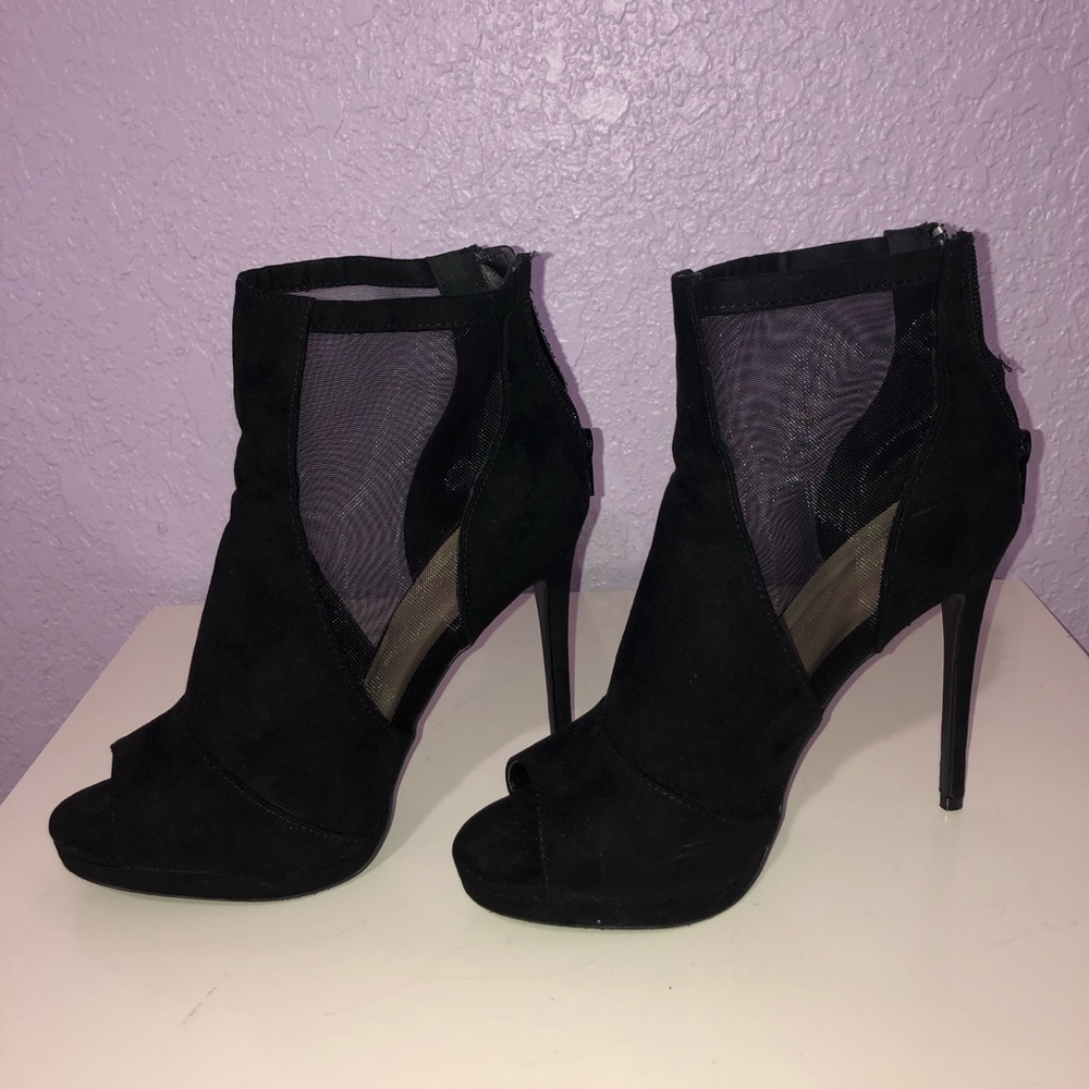 Wild Dive Suede Heel Stilettos